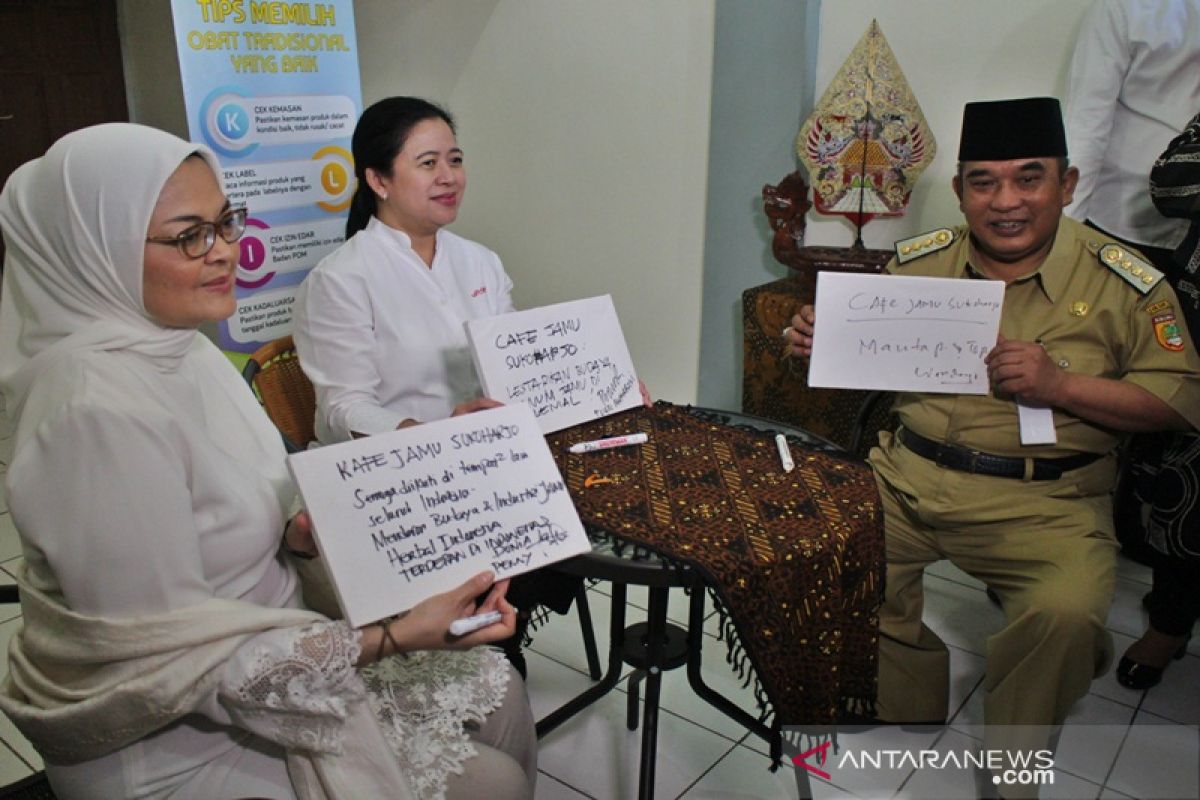 Pertama di Indonesia, Menko PMK resmikan Cafe Jamu di Sukoharjo