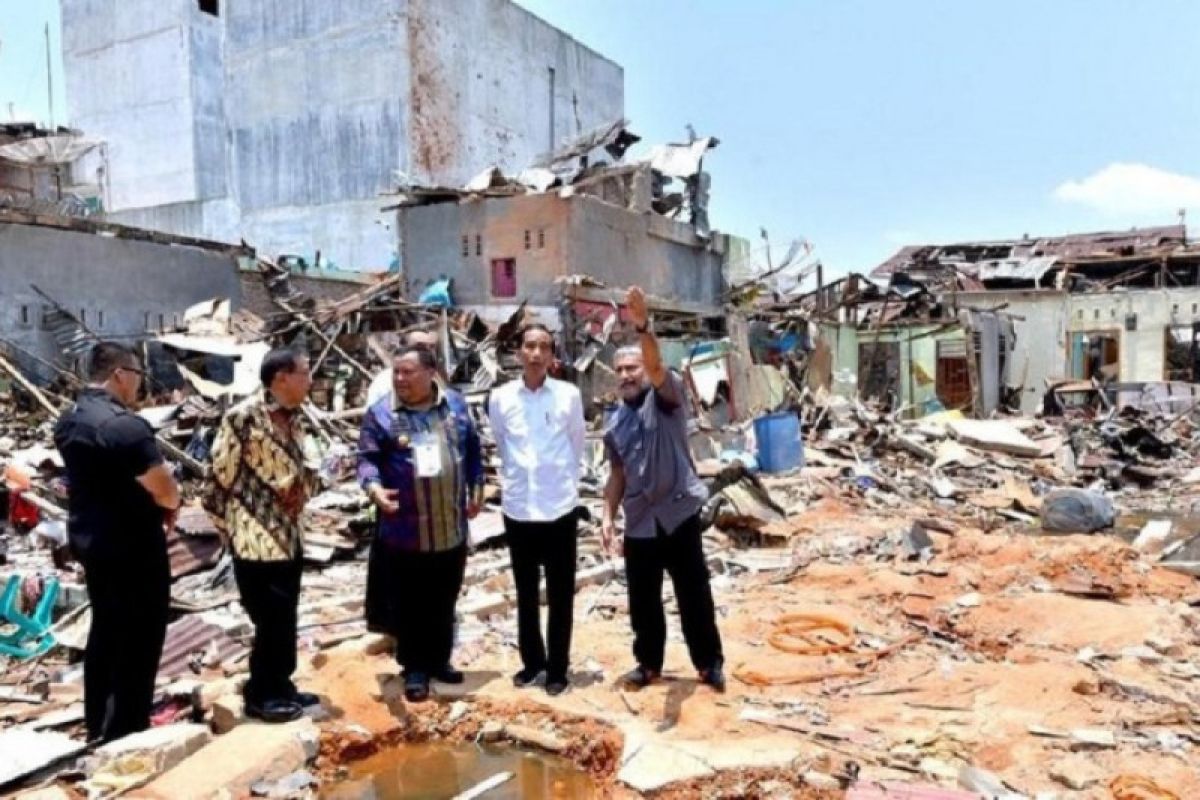 Datangi ke lokasi bom Sibolga, keberanian Jokowi dipuji
