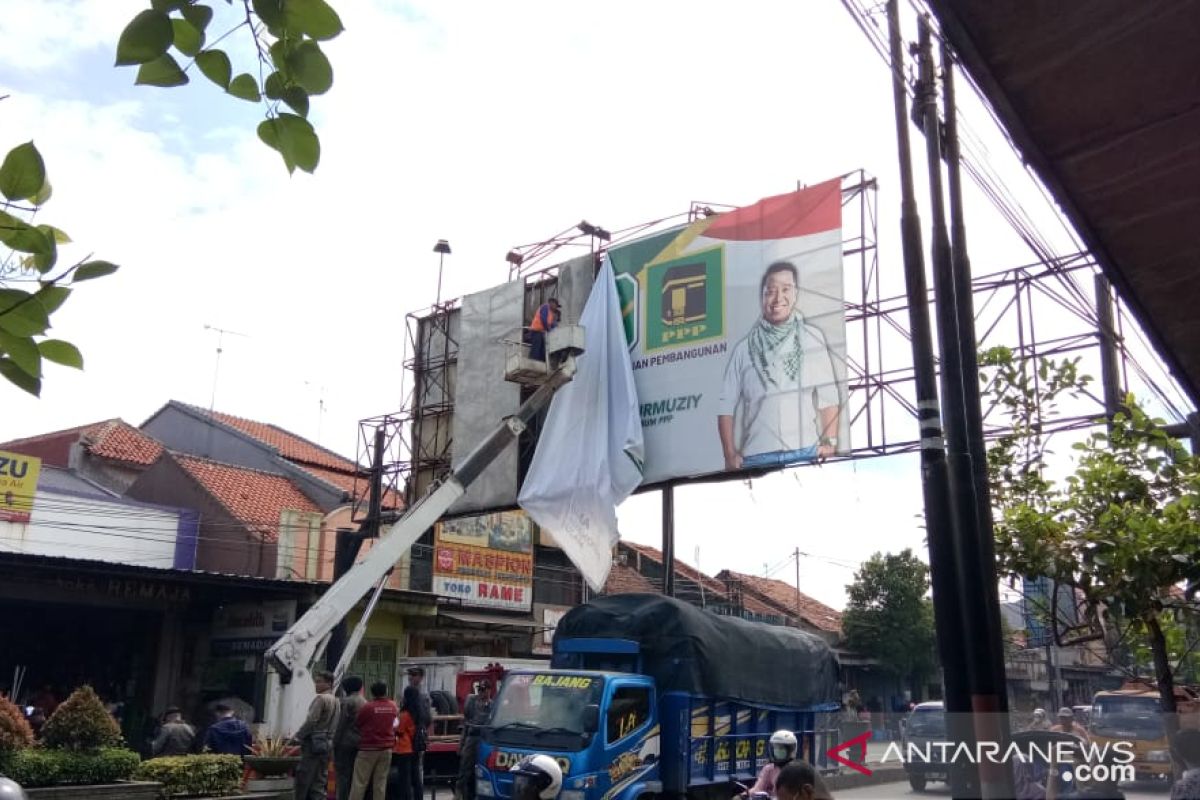 Langgar aturan, ratusan APK di Batang ditertibkan