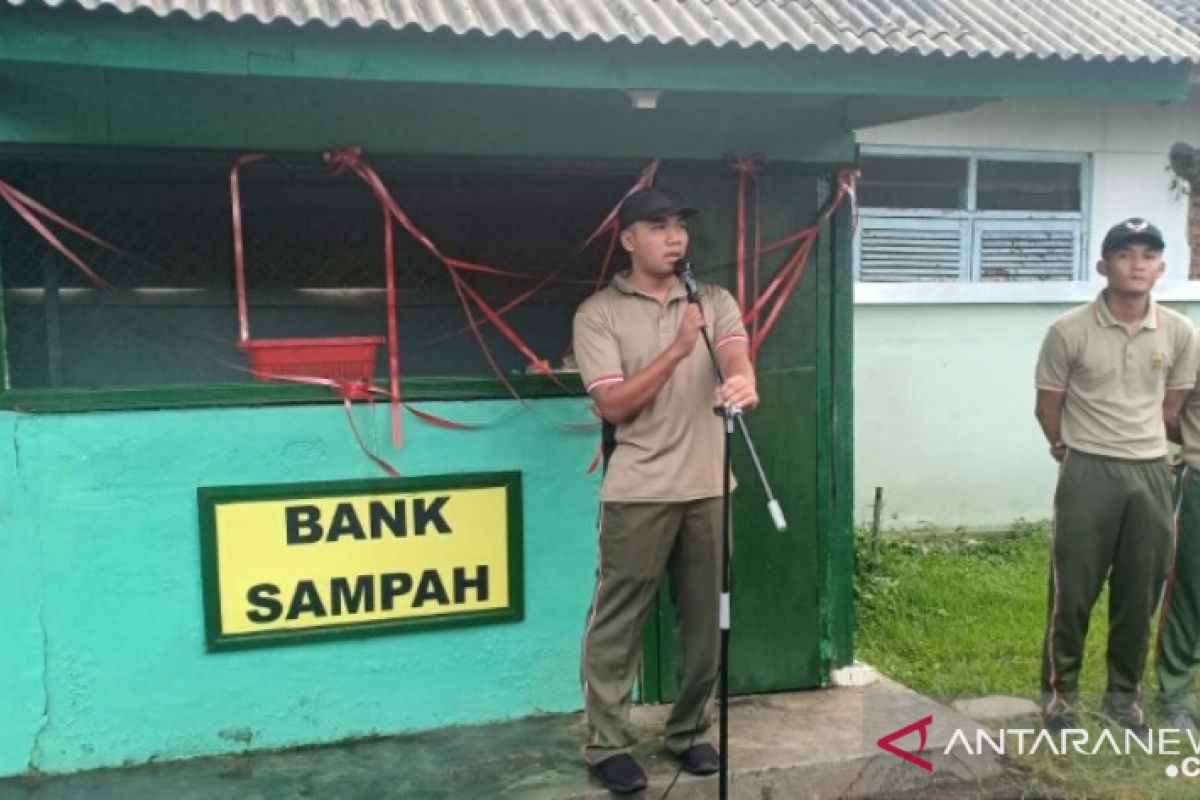 Yonif Mekanis Jembrana buka bank sampah