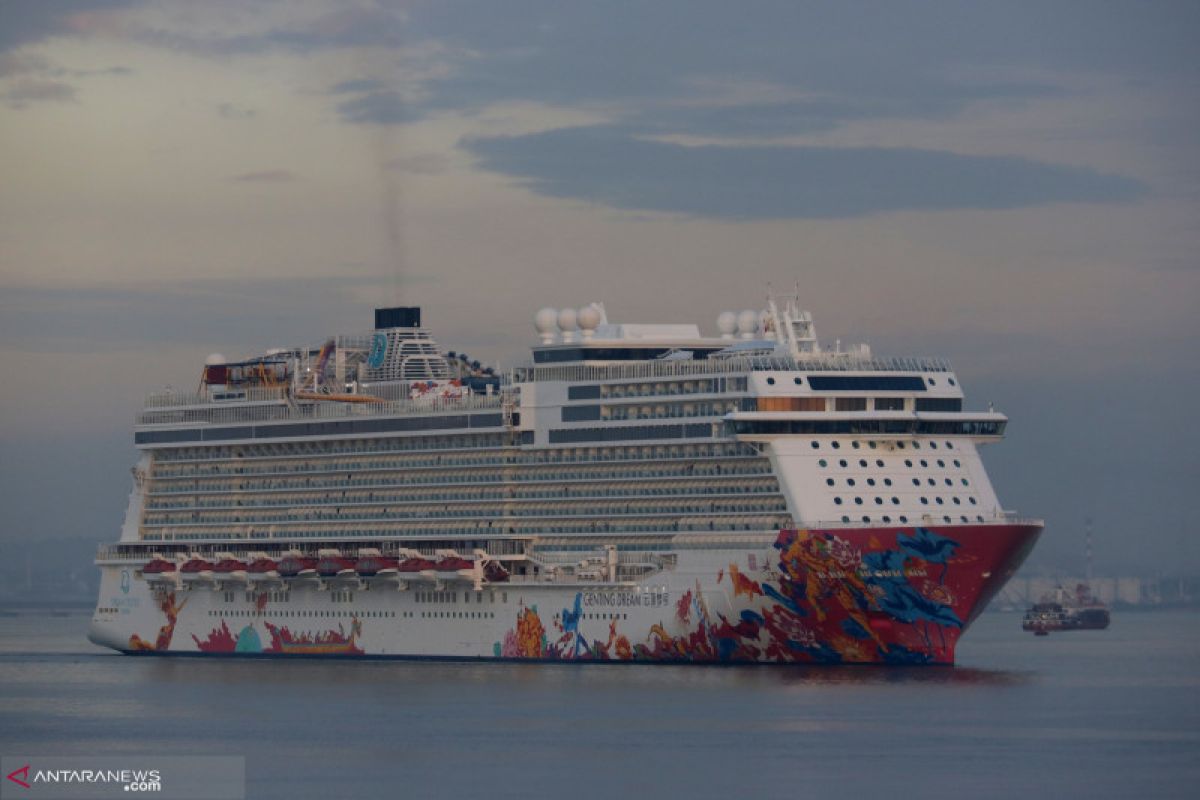 Kapal pesiar Genting Dream akan berlabuh di Belitung