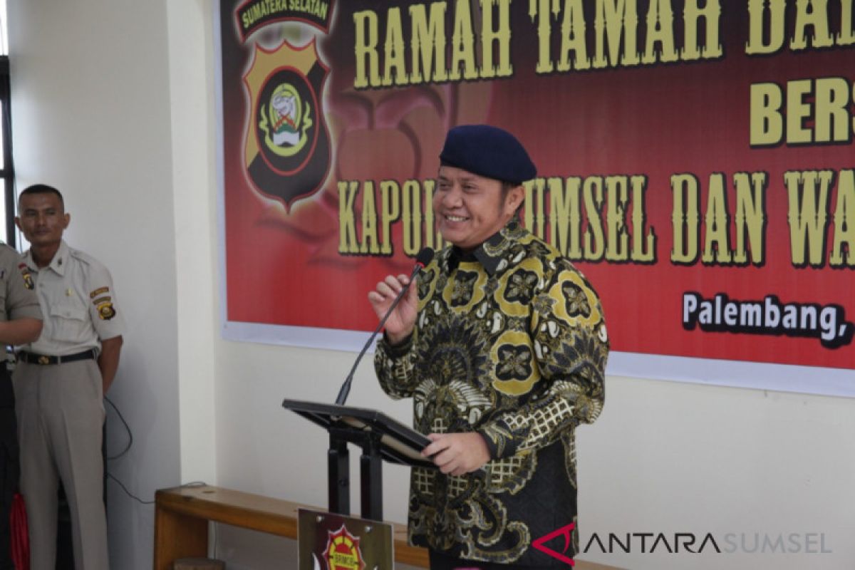 Apresiasi prestasi Bekangdam, Gubernur Sumsel umrahkan dua prajurit