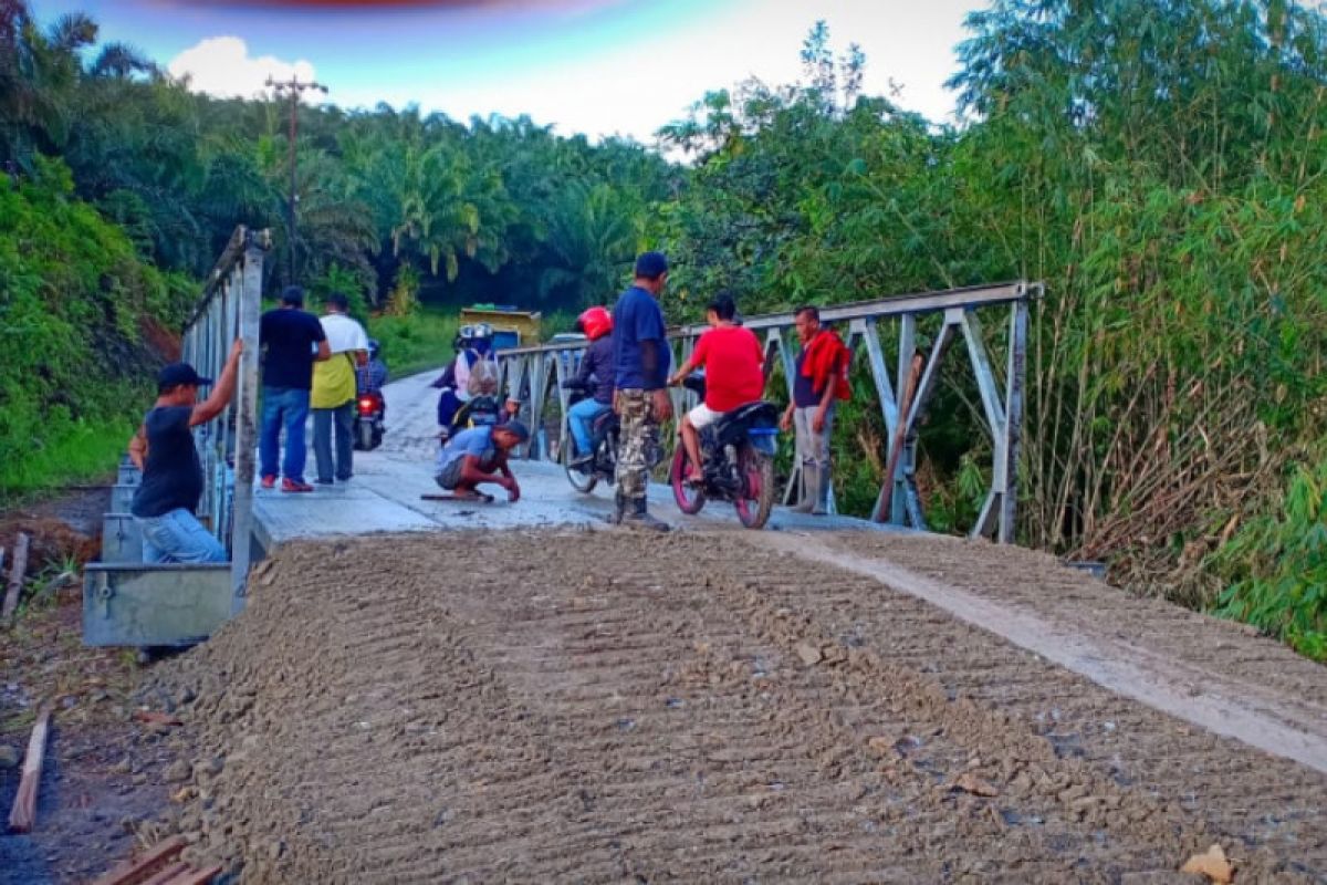 Jalan perbatasan di Sambas aman untuk mudik lebaran