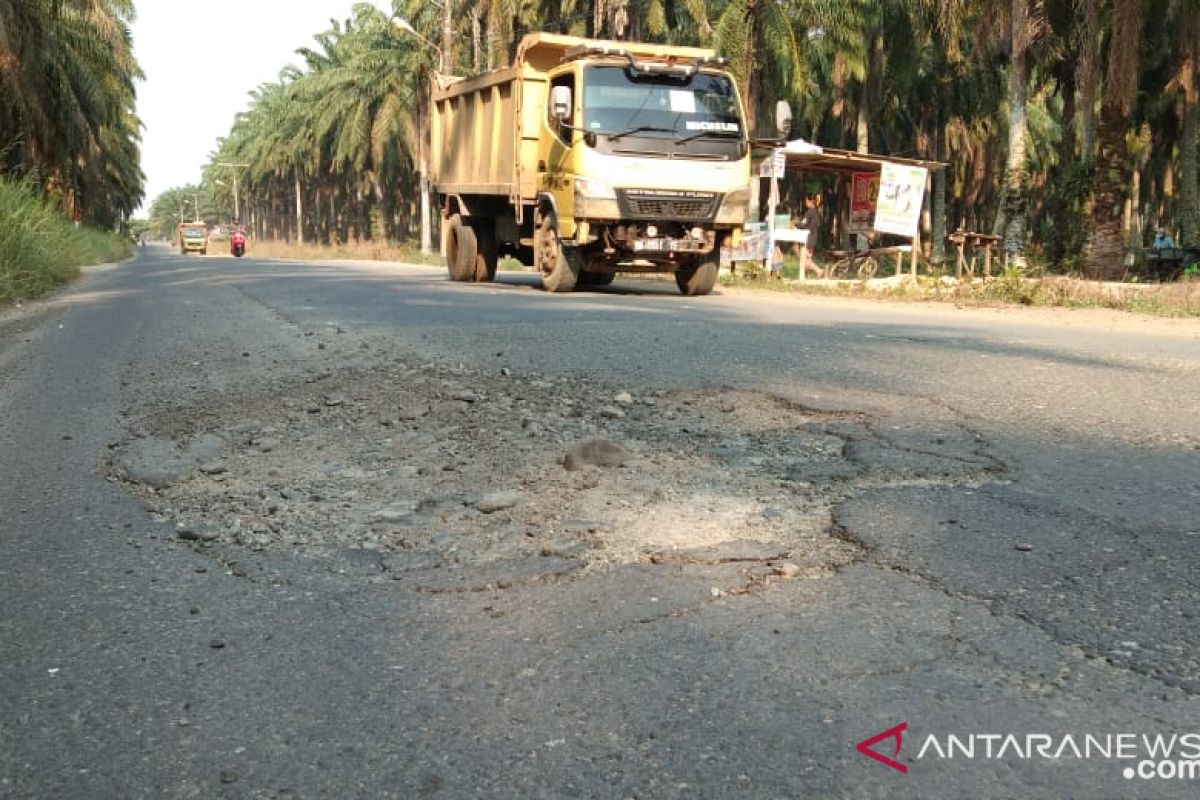 Kerusakan jalan provinsi capai 56,47 persen