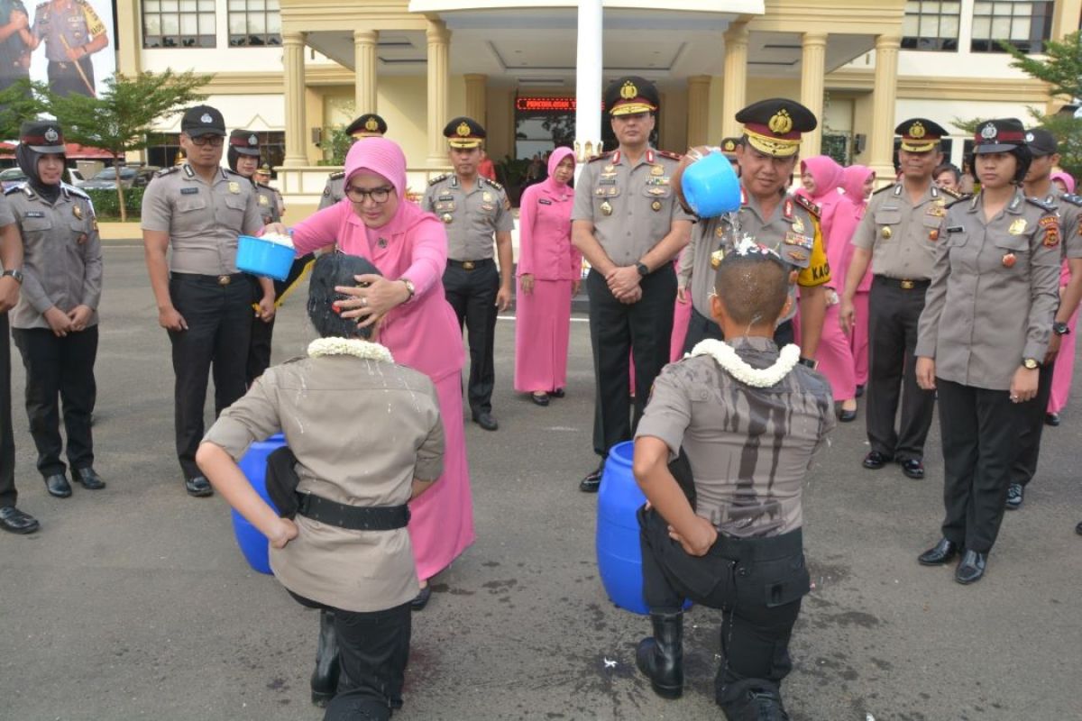 Polda Jambi gelar tradisi penerimaan Bintara remaja