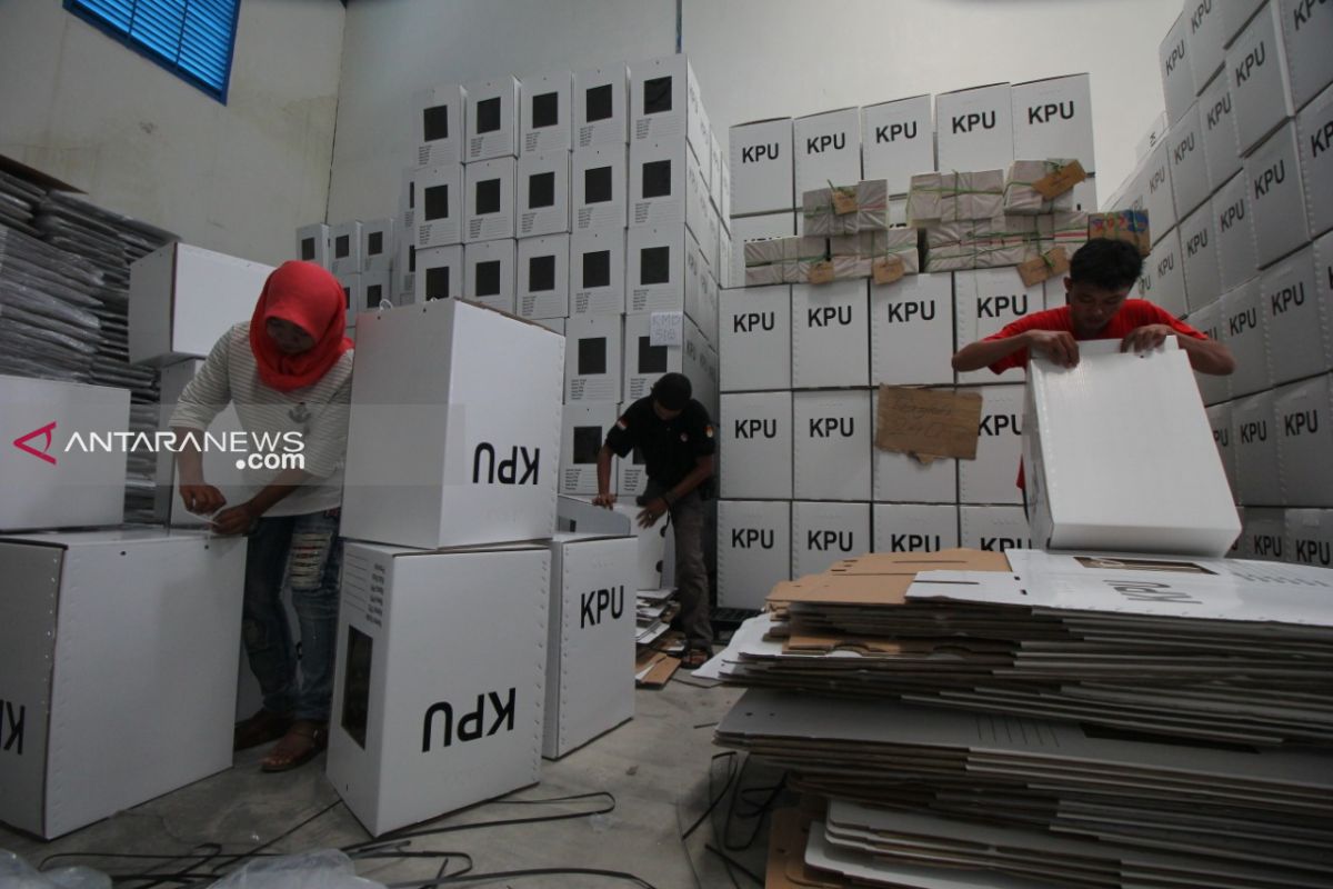KPU Surabaya siap selesaikan distribusi logistik pemilu ke-31 kecamatan