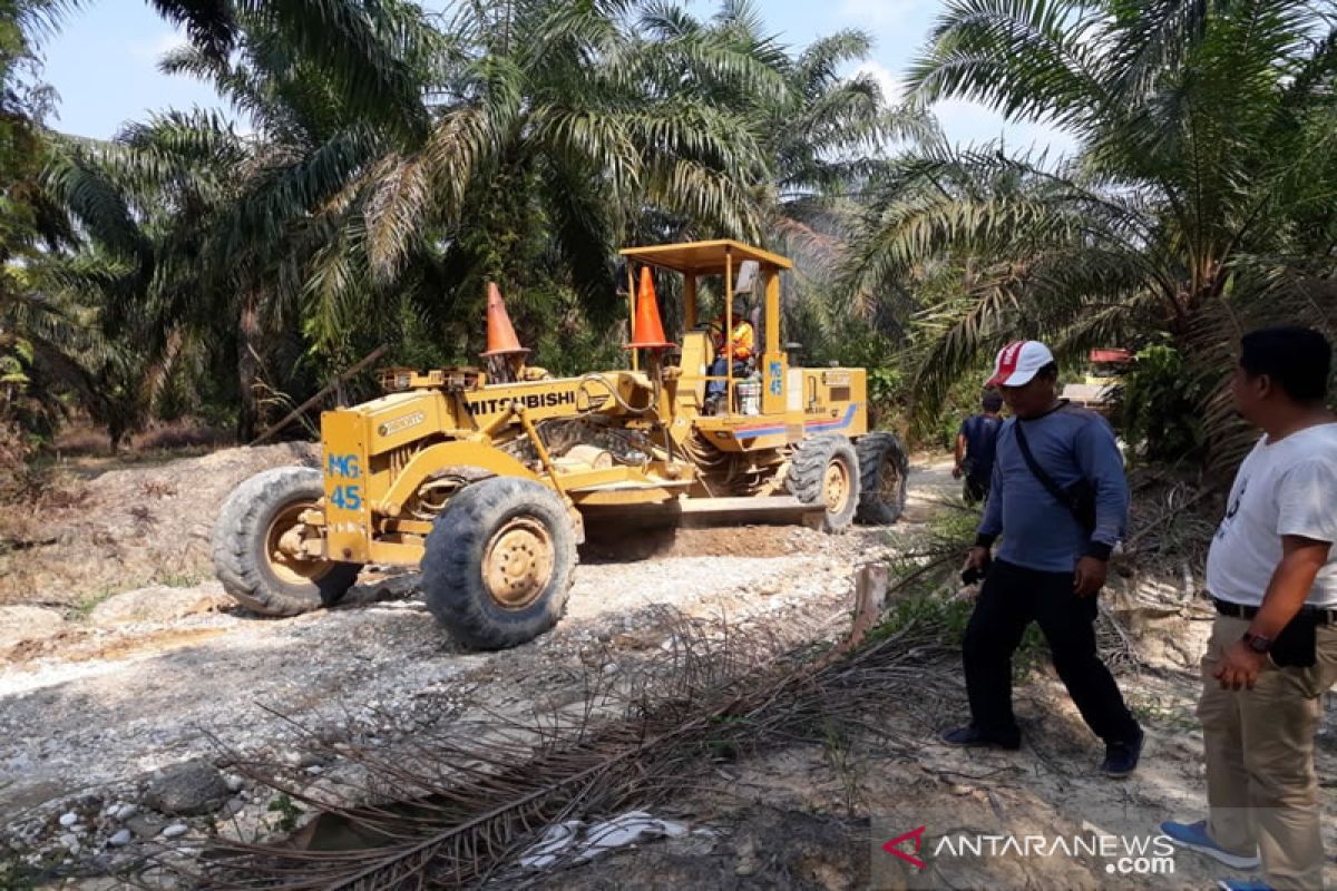 Desa Kebun Lado Miliki Jalan Utama