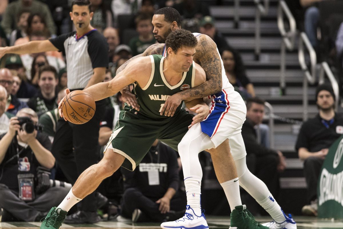 Bucks hadirkan Frazier gantikan Brogdon yang cedera