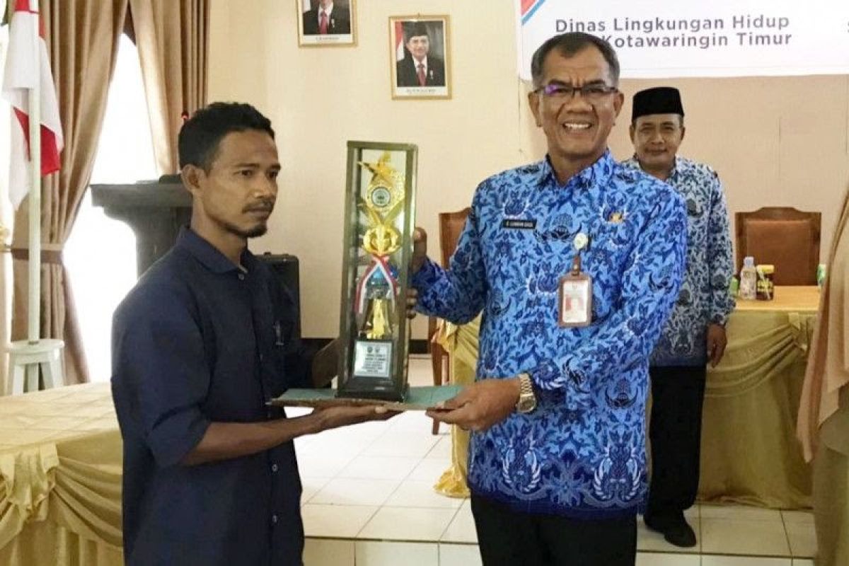 SD Anwar Karim VI binaan PT Maju Aneka Sawit raih penghargaan Adiwiyata