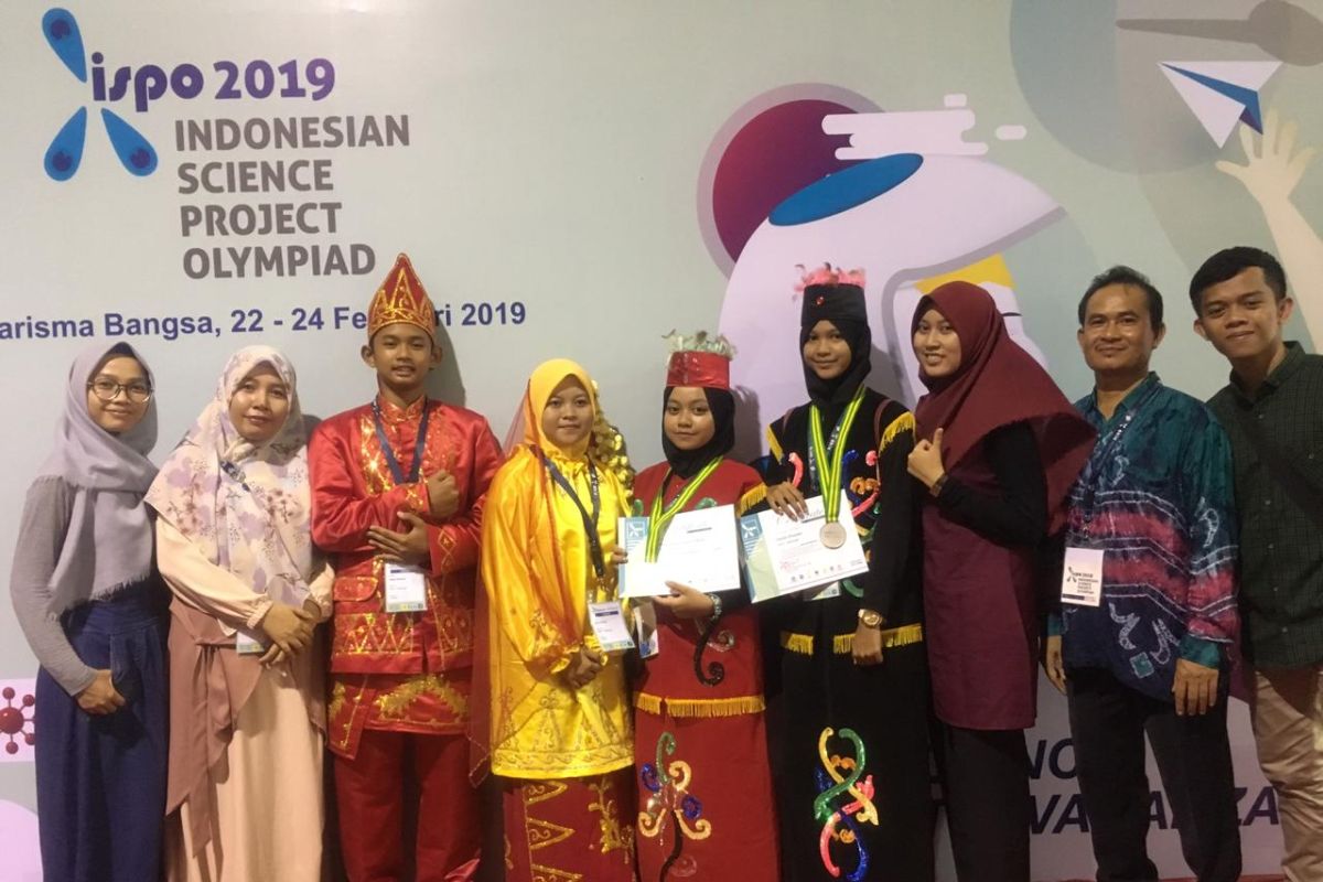 Balangan students finalist in national science olympiad