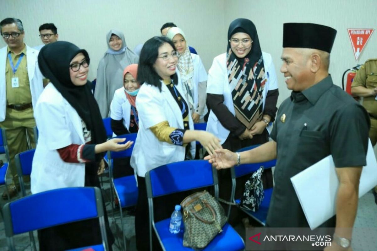 Wahid Naikan Tunjangan Dokter Umum