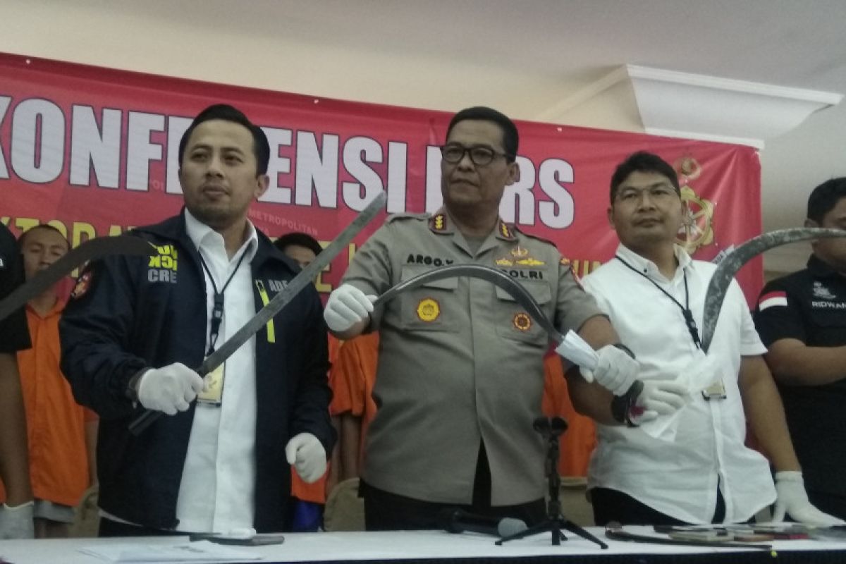 Polisi ringkus 13 pelaku pengeroyokan di Pulogadung