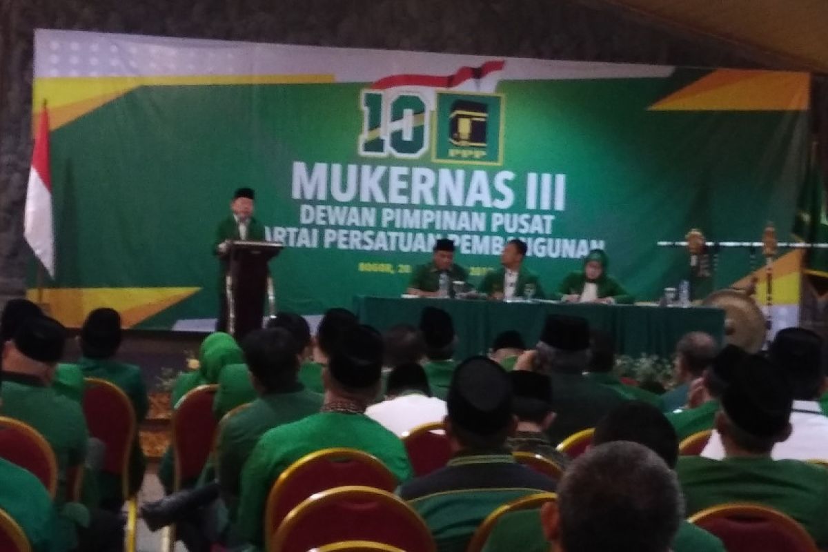 Suharso dikukuhkan sebagai plt ketua umum PPP di Mukernas III