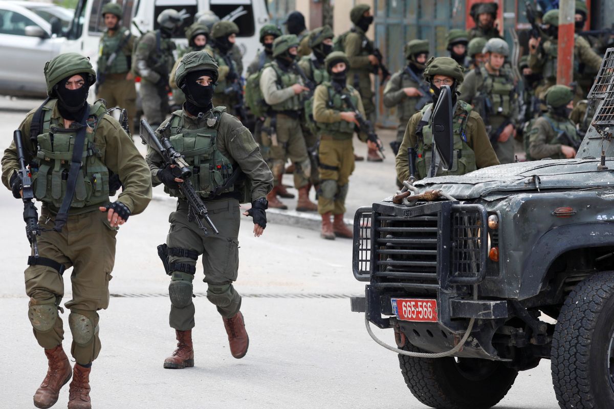 Tujuh orang Palestina dari Tepi Barat ditahan Israel