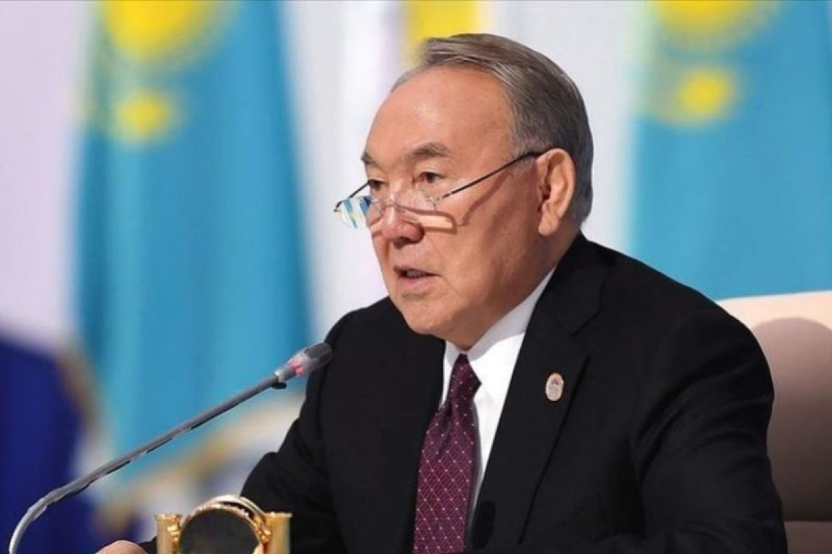 Mantan presiden Kazakhstan Nursultan Nazarbayev pulih  dari COVID-19