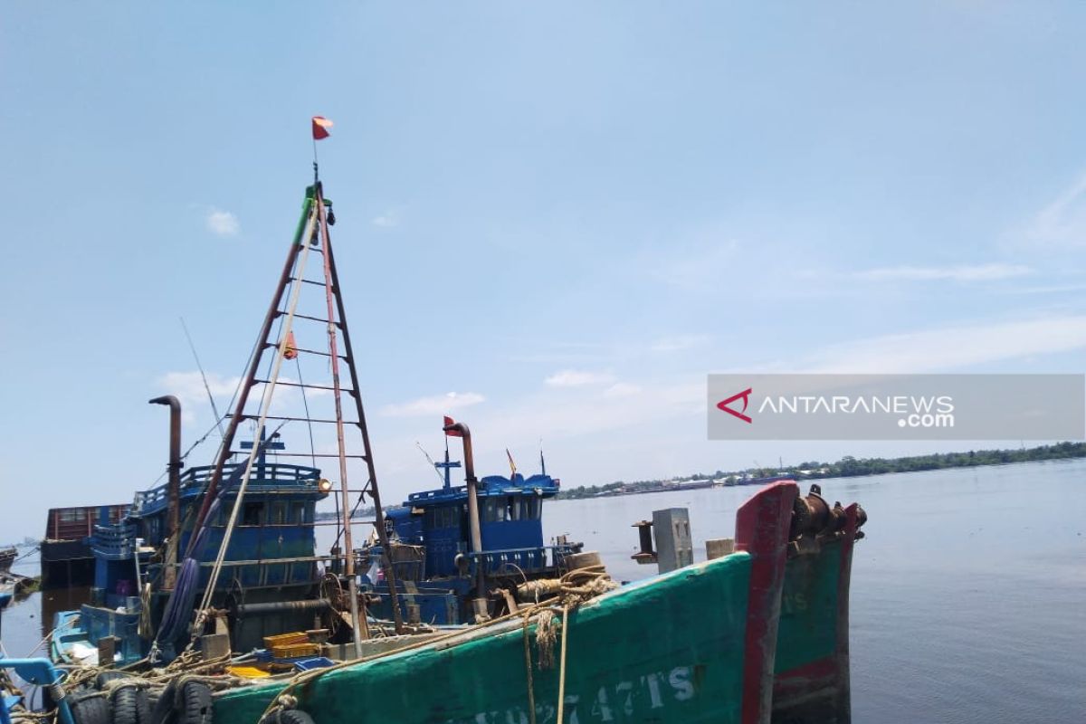 Dua KM nelayan Vietnam dititipkan di PSDKP Pontianak
