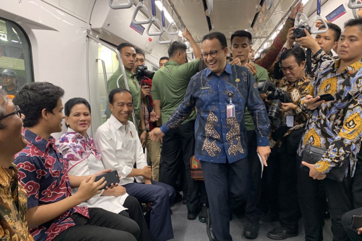 Jokowi terima komplain soal MRT dari penyandang disabilitas