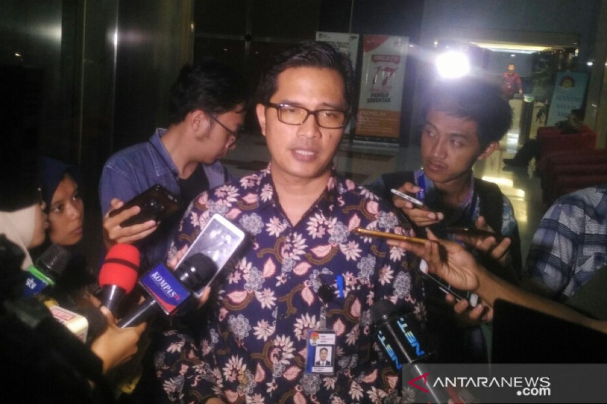 KPK calls suspect Romahurmuziy for examination