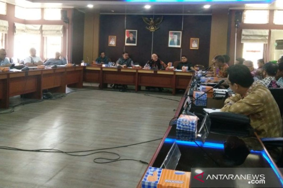 DPRD Babel diskusi bersama bupati dan walikota bahas Raperda RZWP3K