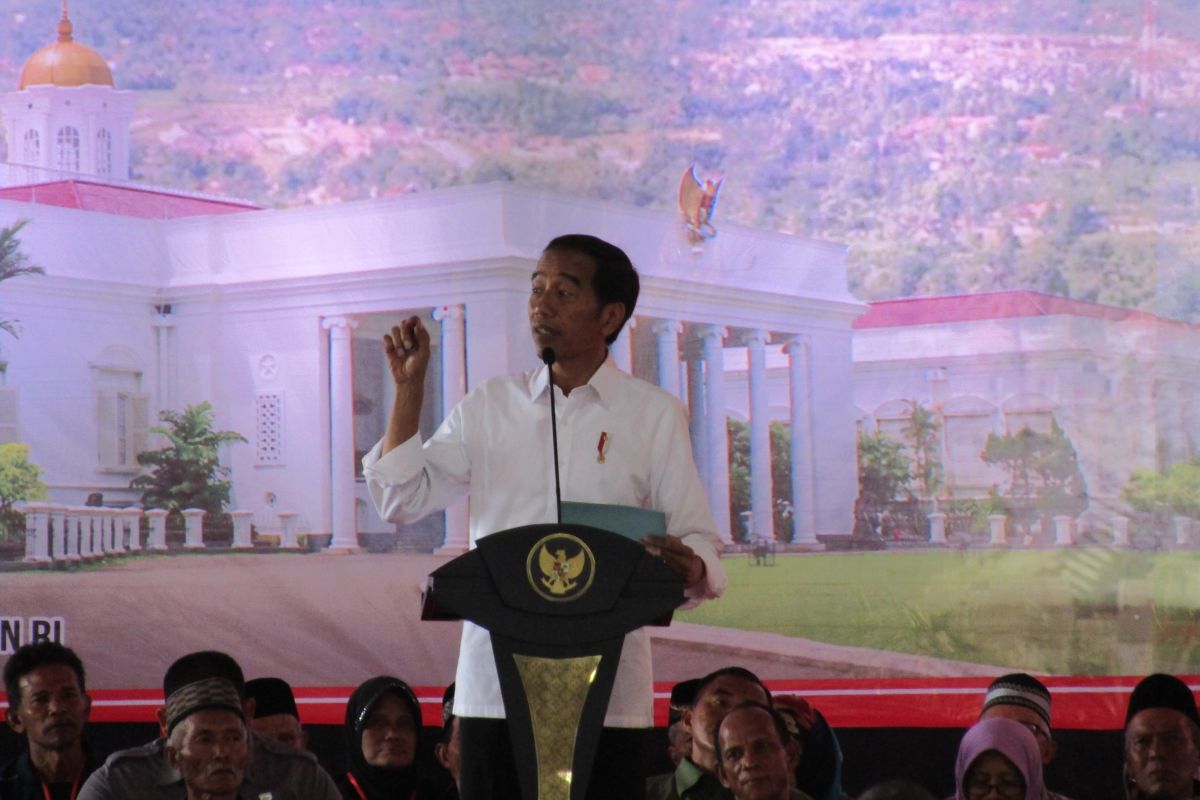 Jokowi reiterates call asking people not to believe in hoaxes