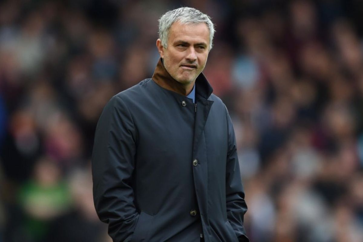 Mourinho: tidak main bagus gelandang Liverpool