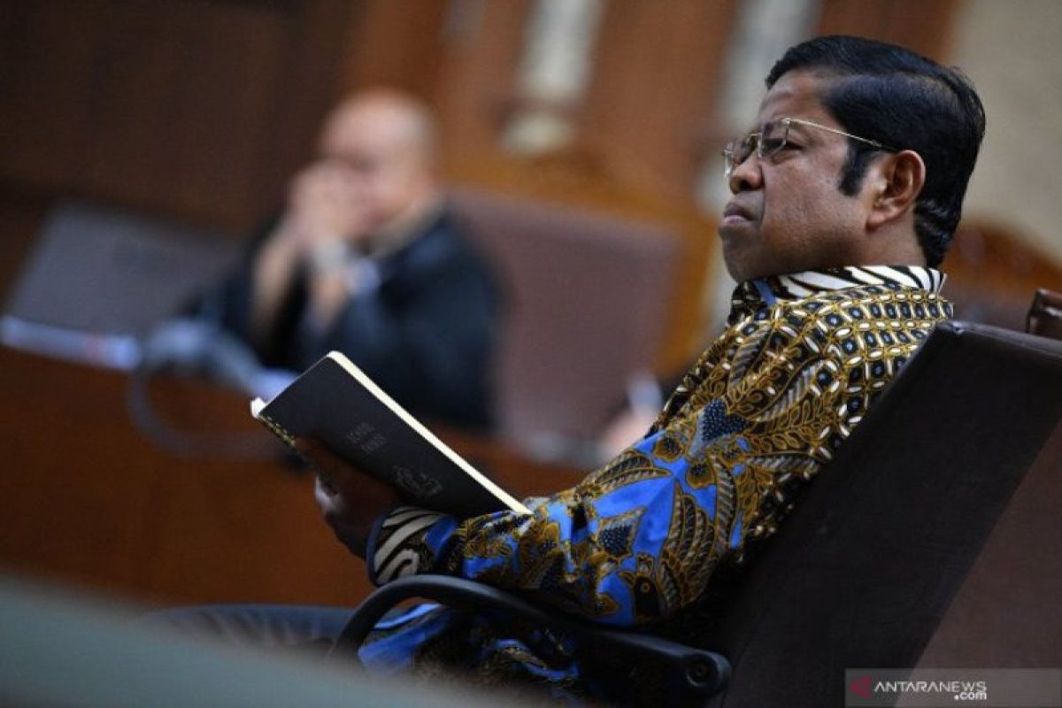 Mantan Sekjen Partai Golkar Idrus Marham dituntut 5 tahun penjara