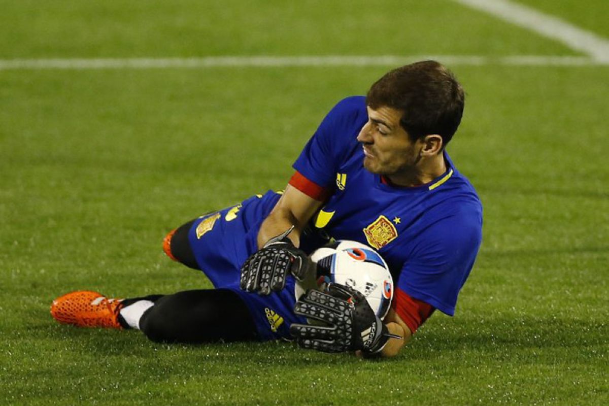 Casillas ingatkan Liverpool bahwa Porto sekarang mampu hadapi tim manapun