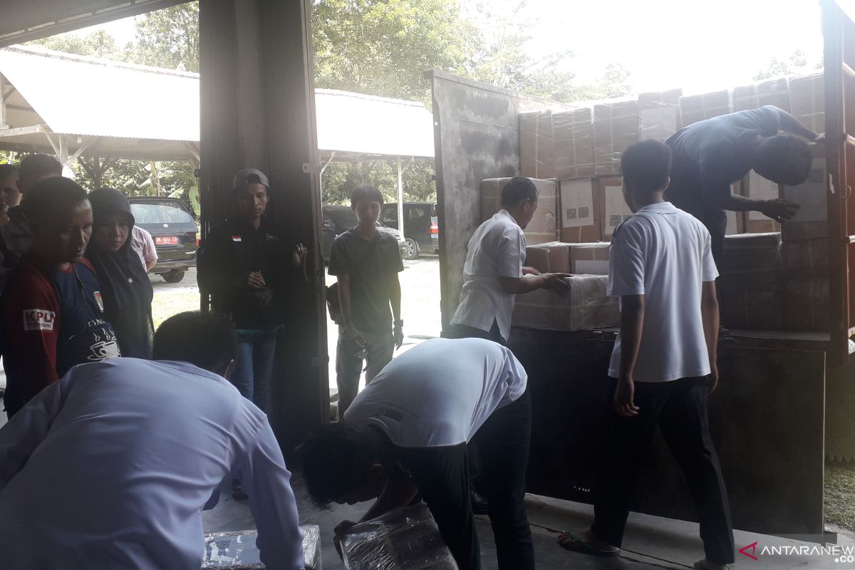 KPU Bangka Tengah mulai sortir surat suara pemilu