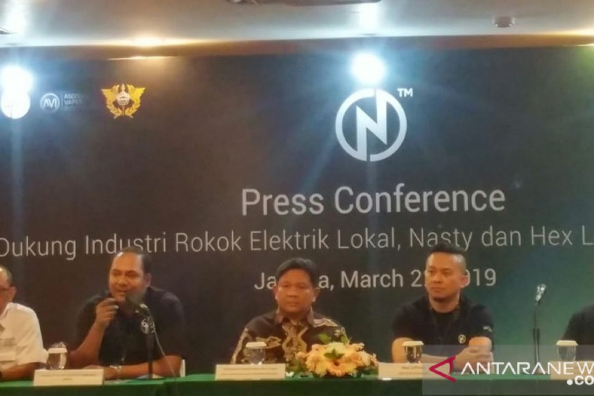 Pemerintah dapat Rp105 miliar dari cukai rokok elektronik