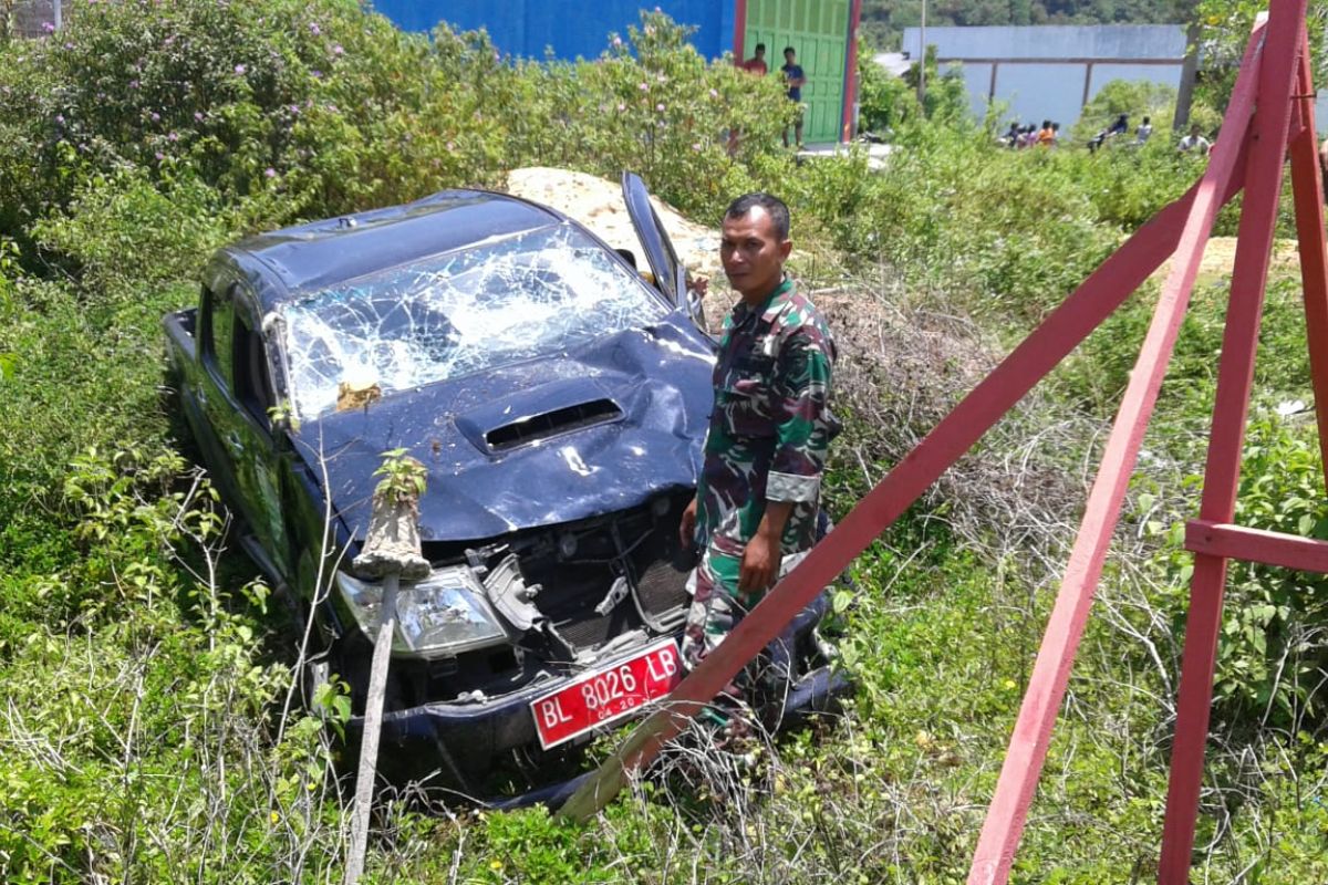 Mobil tabrak sepeda motor di Aceh Jaya, satu keluarga kritis