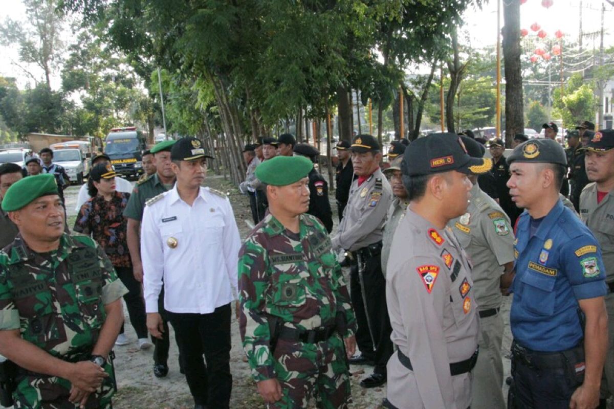 Apel pasukan Operasi Mantap Brata Pemilu di Pematangsiantar