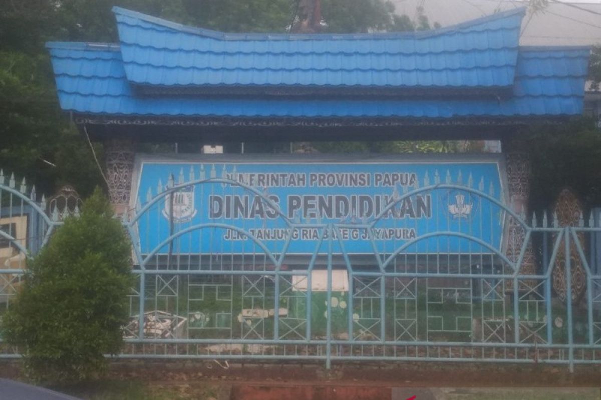 UNBK dua SMK dipindahkan karena sekolah itu terdampak banjir