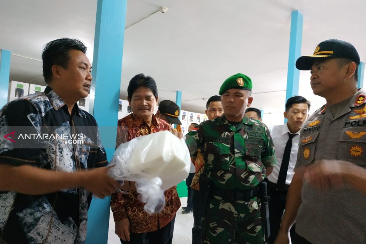 Gudang logistik KPU Kapuas Hulu diperiksa