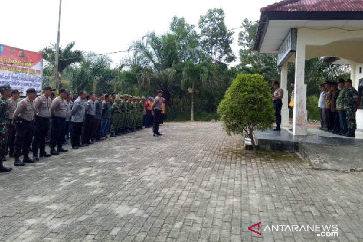 Polsek Riau Silip apel pengamanan pemilu serentak (Video)