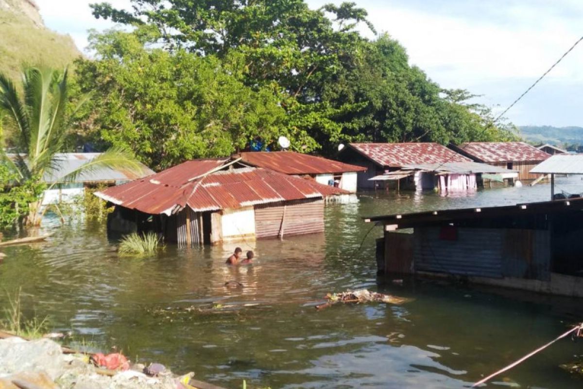 Warga Sentani harapkan Freeport bantu perbaiki rumah korban bencana