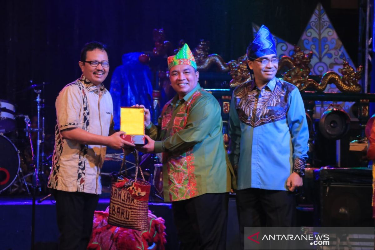 Mayor launches Banjarbaru Calender of Event in Yogyakarta