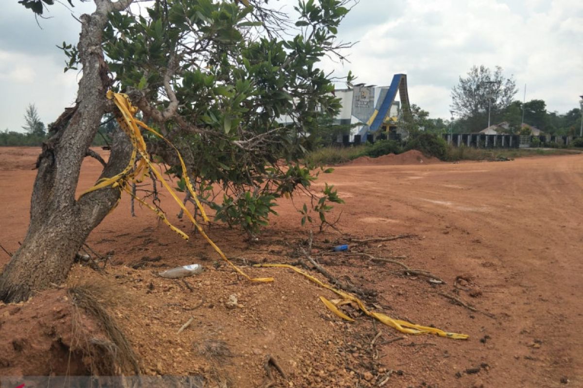 Segel Penyidik KLHK di Tembeling rusak