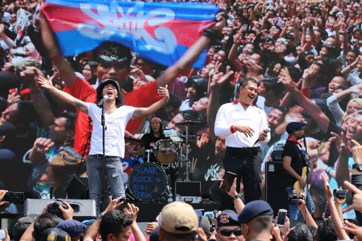 Vokalis Slank goyang Medan