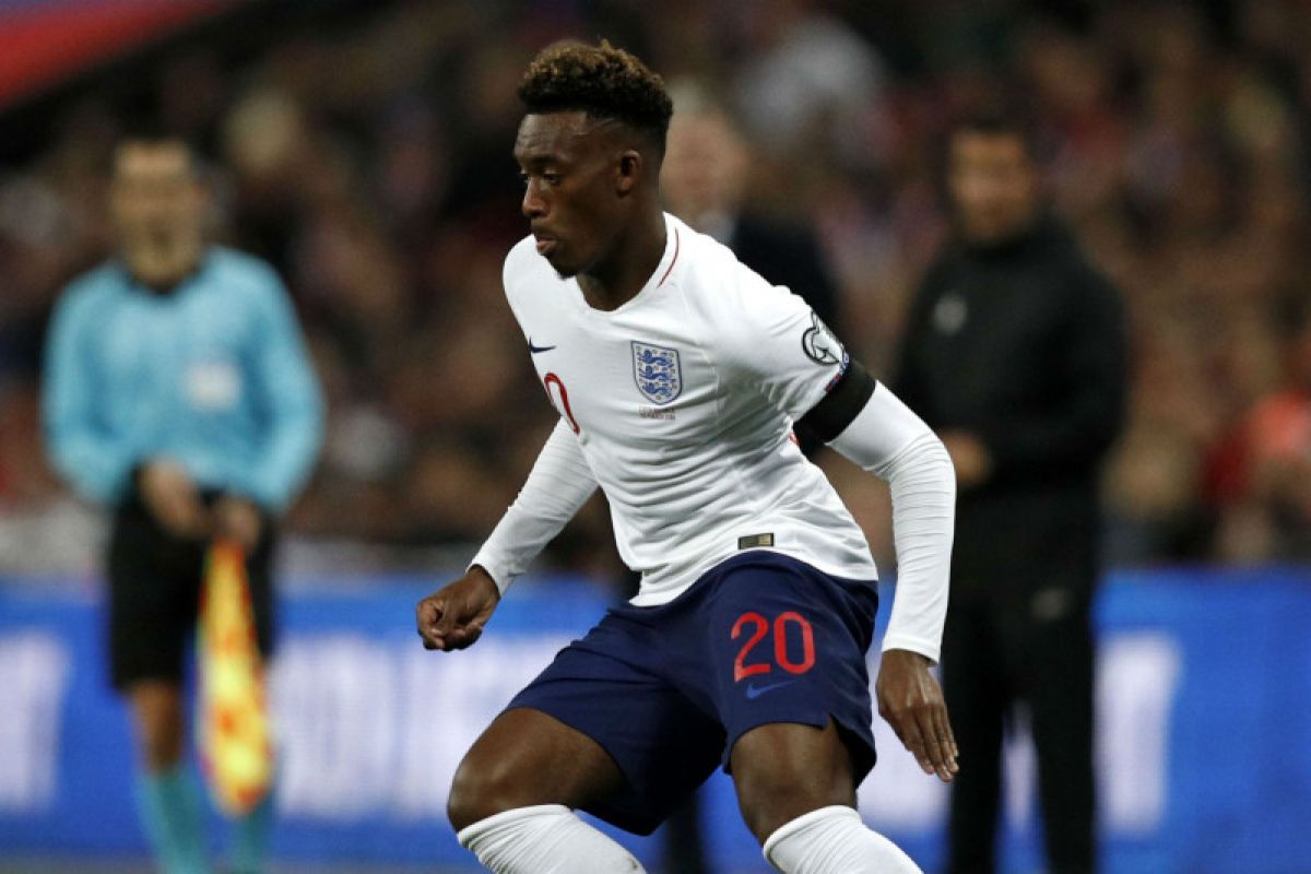 Pemain muda Chelsea Hudson-Odoi tunjukkan kemajuan pemulihan dari cederanya