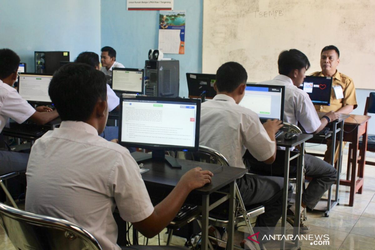 UNPK dan UNBK tingkat SMK hari kedua di Papua berlangsung lancar