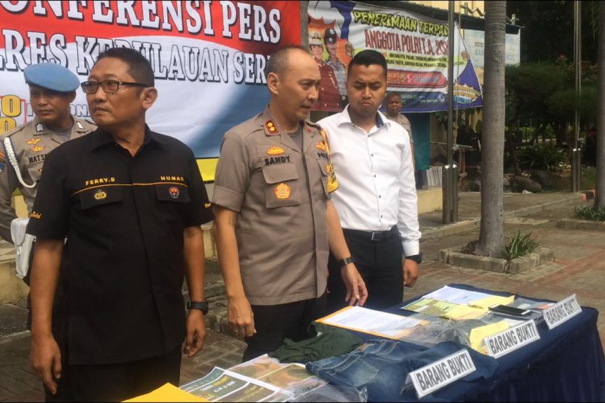 Polres Kepulauan Seribu bekuk mucikari prostitusi daring