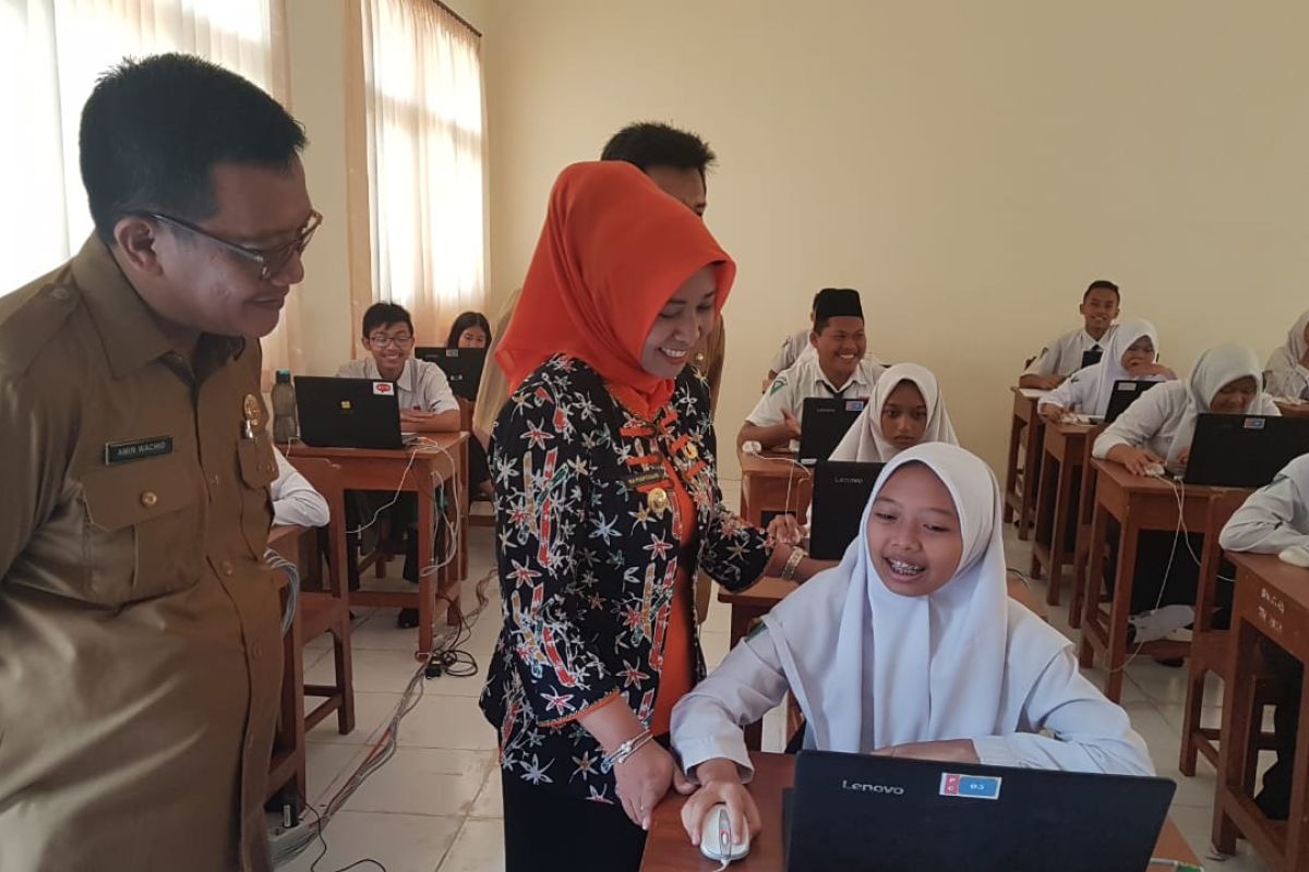 Wali Kota Mojokerto beri motivasi peserta USBN-BK SMP