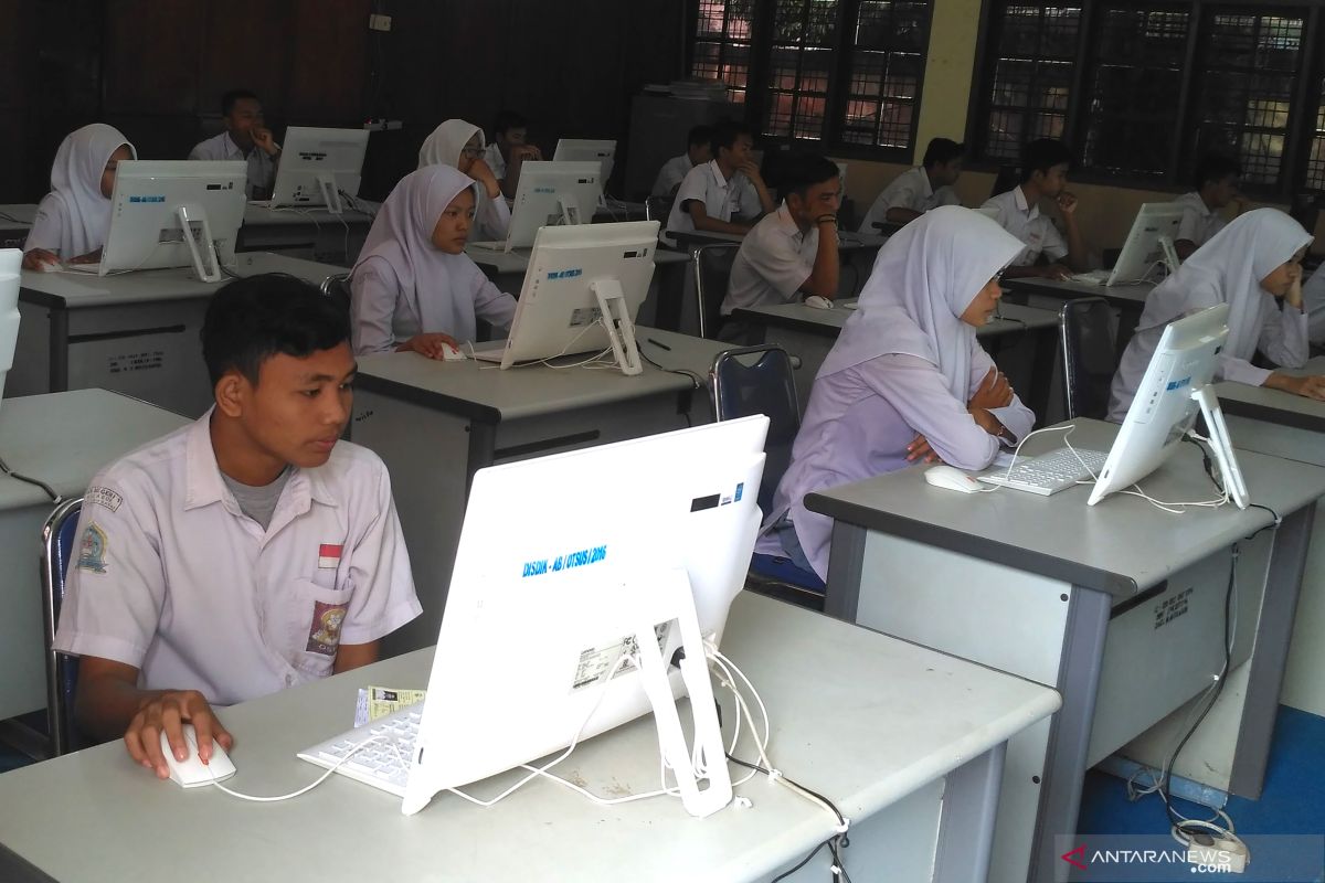 Seluruh SMK di Aceh Barat laksanakan UNBK