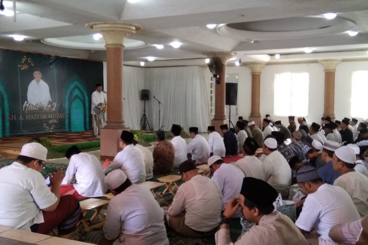 Ulama: KH Hasyim Muzadi teladan dalam melayani umat