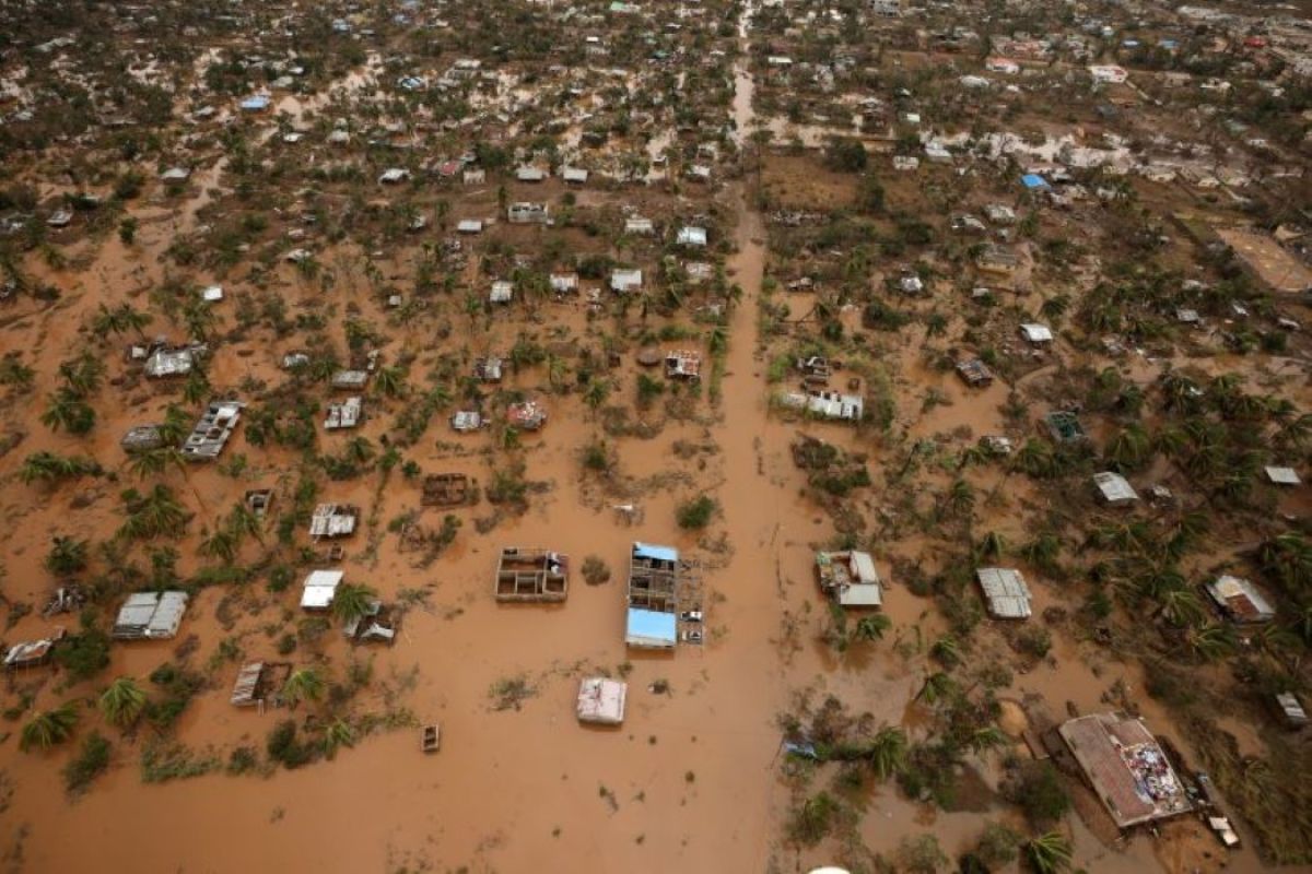 Jumlah kematian akibat topan di Mozambik naik jadi lebih 400