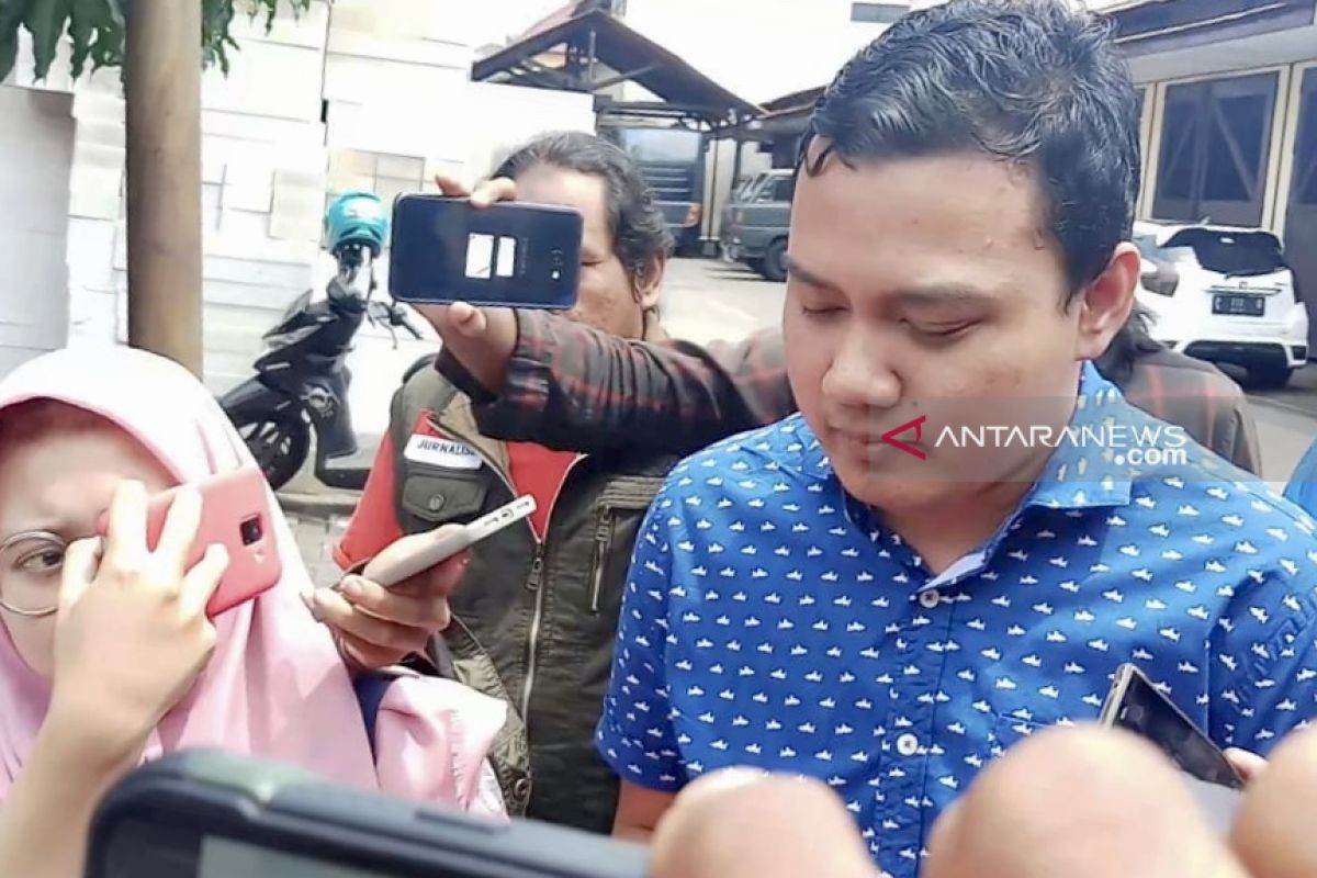 Polda Jatim periksa putra Wali Kota Risma terkait jalan ambles