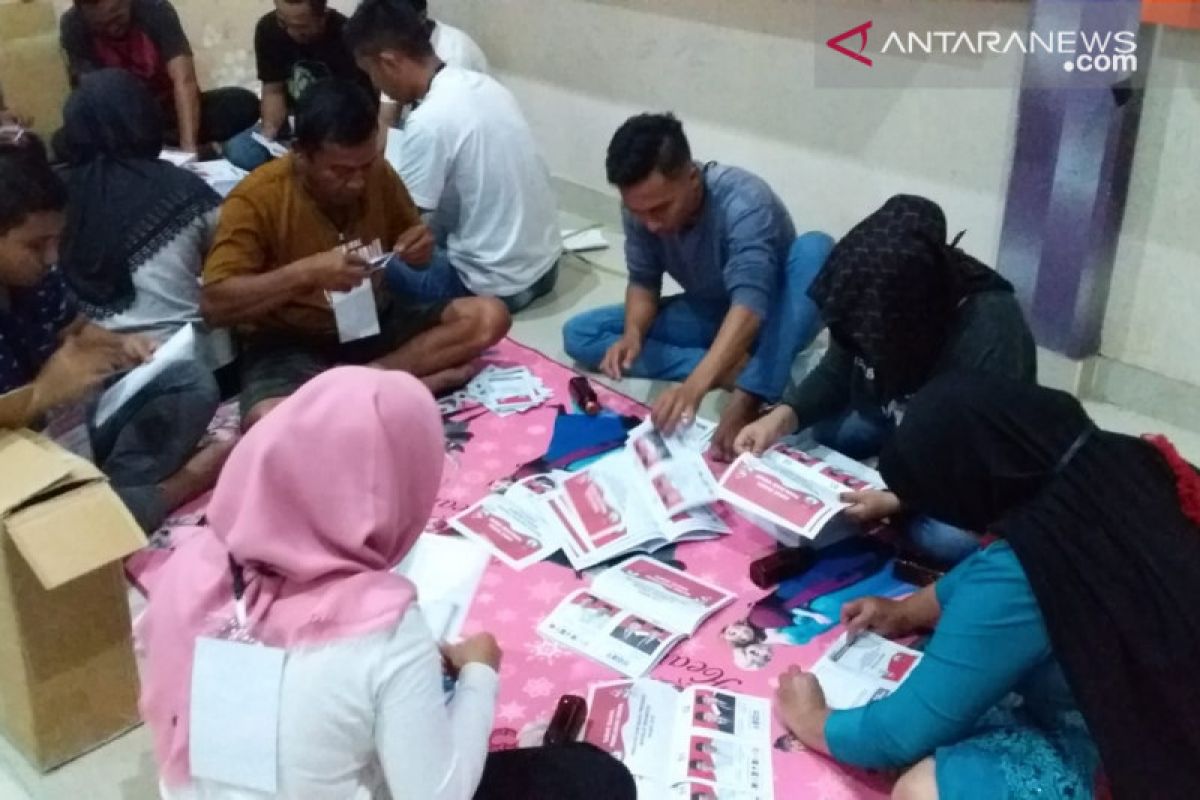 Surat Suara Pemilu 2019 Di Gorontalo Utara Sementara Proses Pelipatan