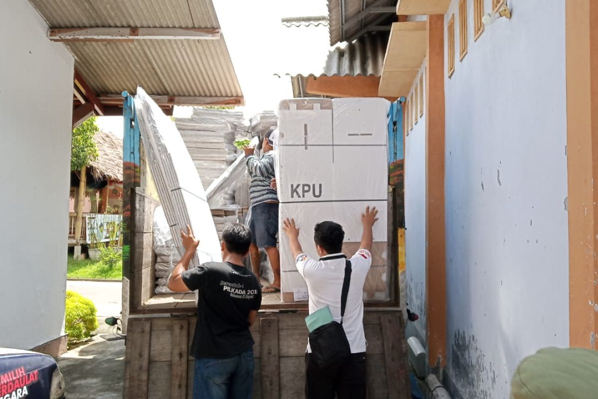 KPU Tulungagung mulai distribusikan logistik pemilu ke PPK