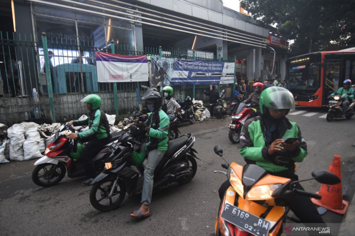 Tujuh sektor usaha terdampak kenaikan atas tarif ojek online