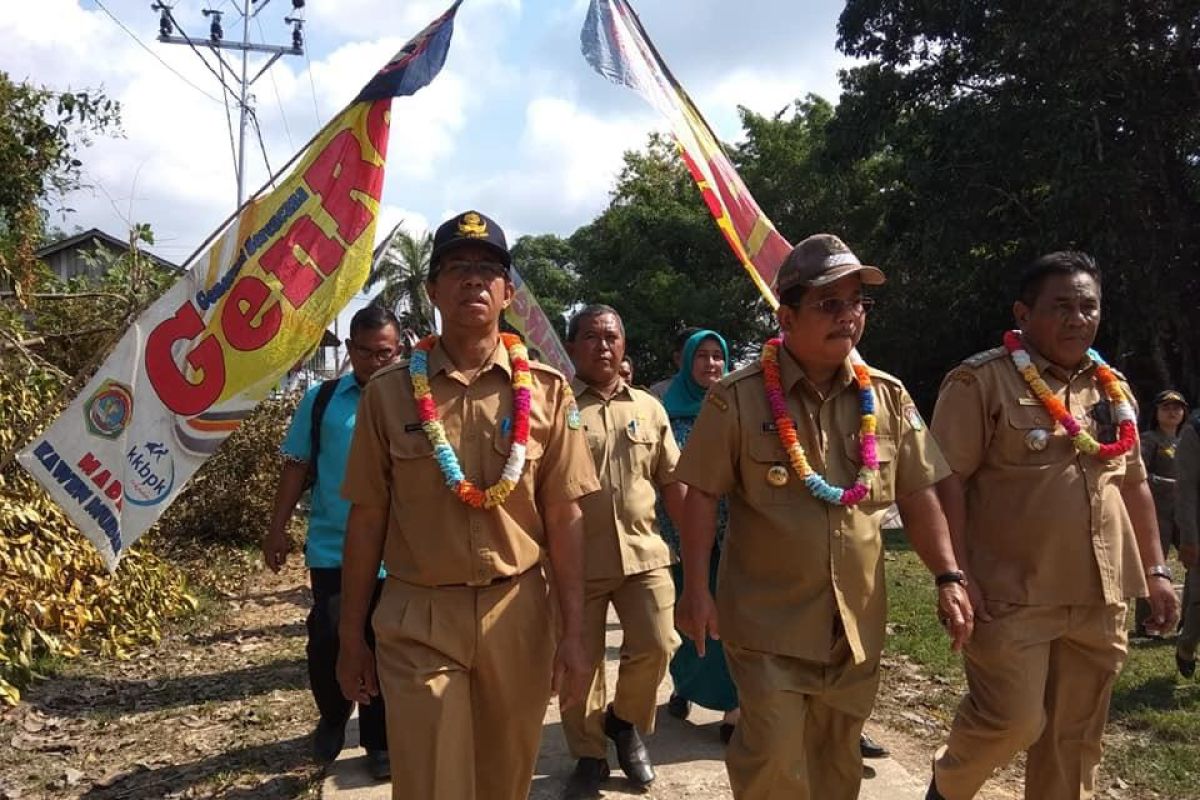 Bupati buka penilaian lomba desa tingkat kabupaten di Tanjung